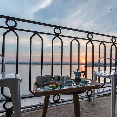Duomo Seaside Deluxe Apartment By Ortigia Apartments Syracuse Exteriér fotografie