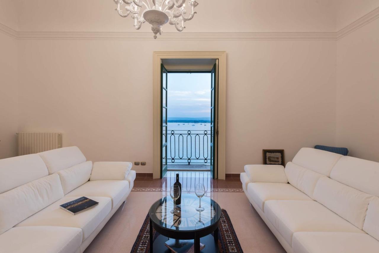 Duomo Seaside Deluxe Apartment By Ortigia Apartments Syracuse Exteriér fotografie