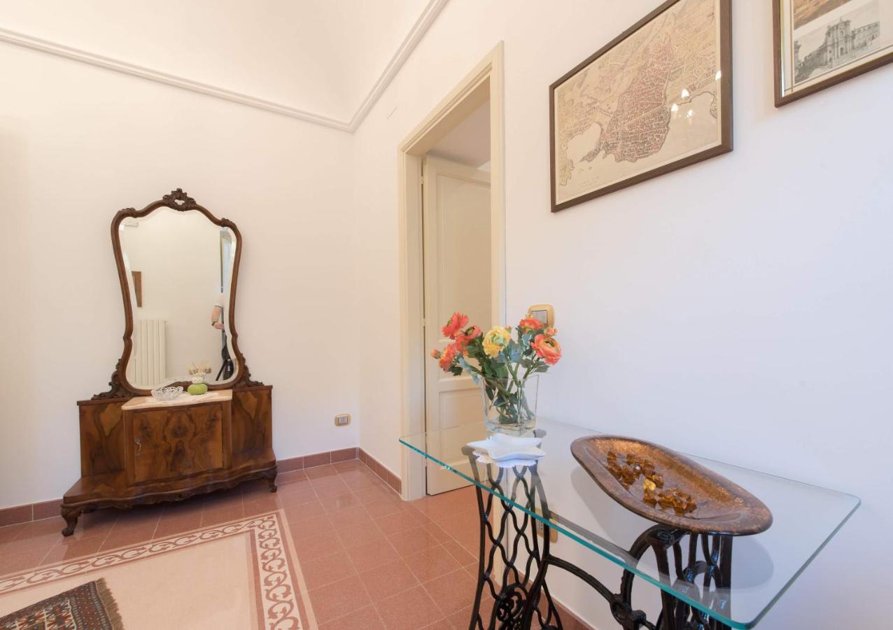 Duomo Seaside Deluxe Apartment By Ortigia Apartments Syracuse Exteriér fotografie