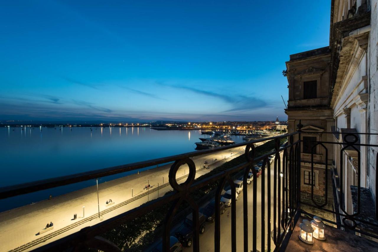 Duomo Seaside Deluxe Apartment By Ortigia Apartments Syracuse Exteriér fotografie